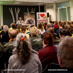 Succesvolle lezing over het hanteren en vervoeren van egels