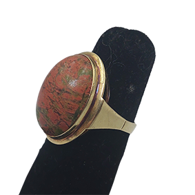 Gouden 14 kt ring met bruine jaspis