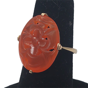 Gouden ring met carneool