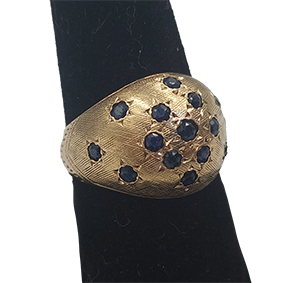Gouden ring 18 krt met 15 saffiertjes