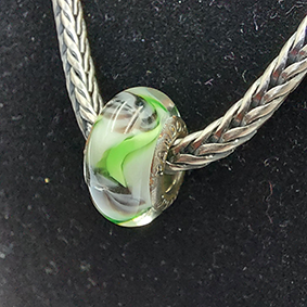 Pandora bedel murano glas zachtgroene bamboe stengels vintage