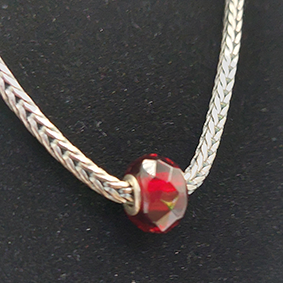 Trollbeads facet geslepen wijnrood