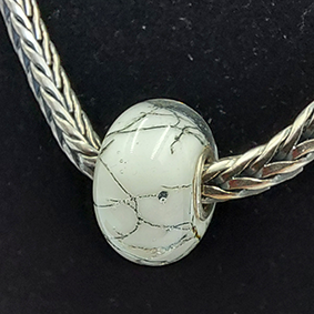 Trollbeads wit gemarmerd murano glas