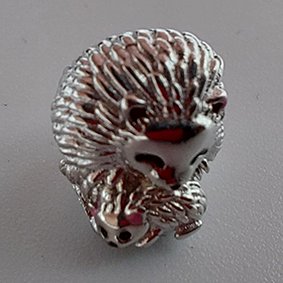Egelbedel met jong voor Trollbeads e.d.