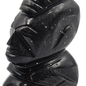 Handgesneden beeldje uit hardsteen