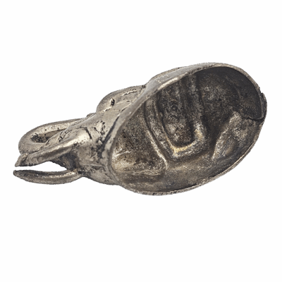 Klein metalen olifantje