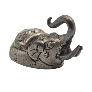 Klein metalen olifantje